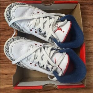 Nike Kids White and Blue Sneakers